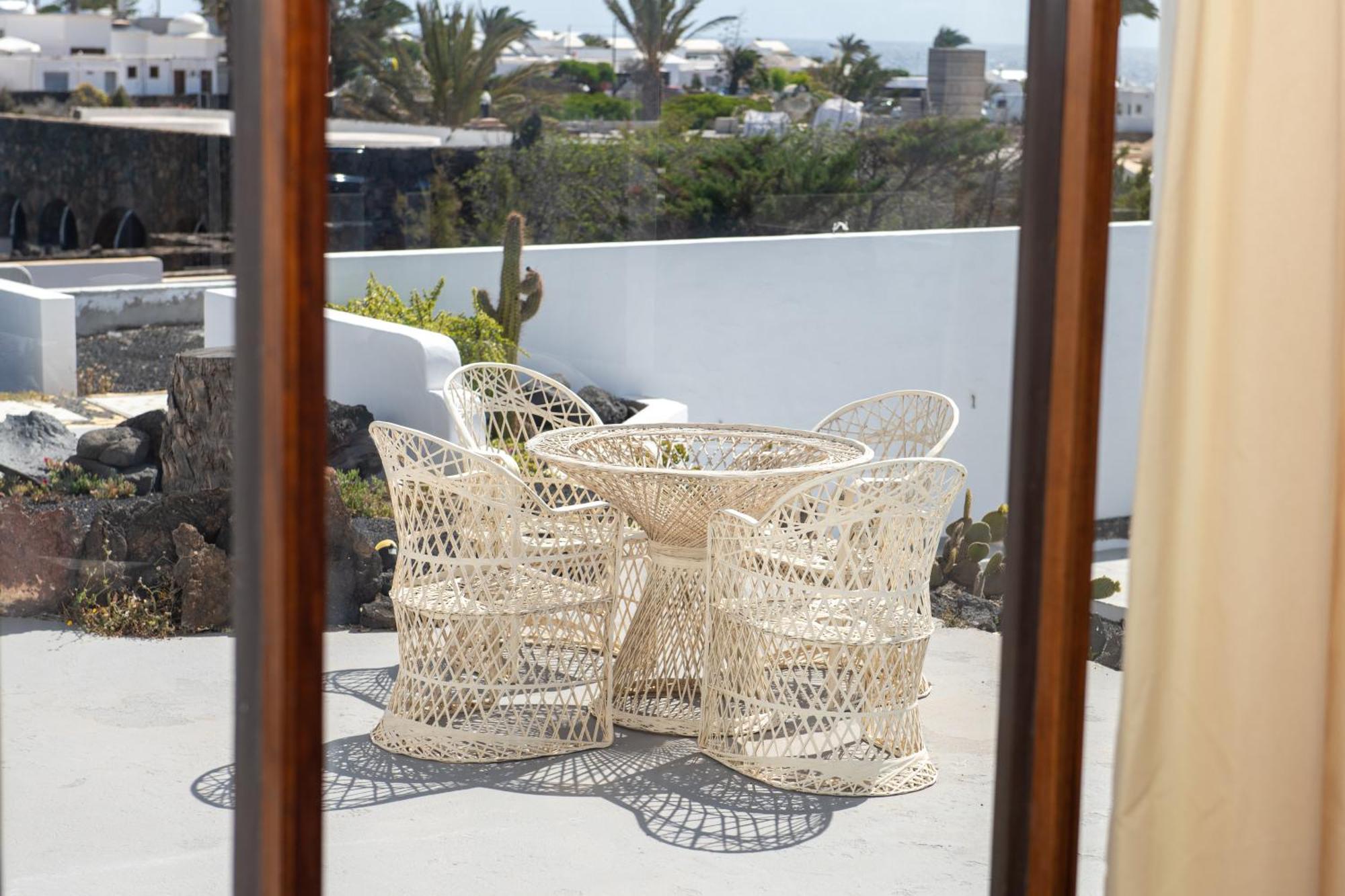 Villa Blanca Nudist Place Charco del Palo Exterior photo