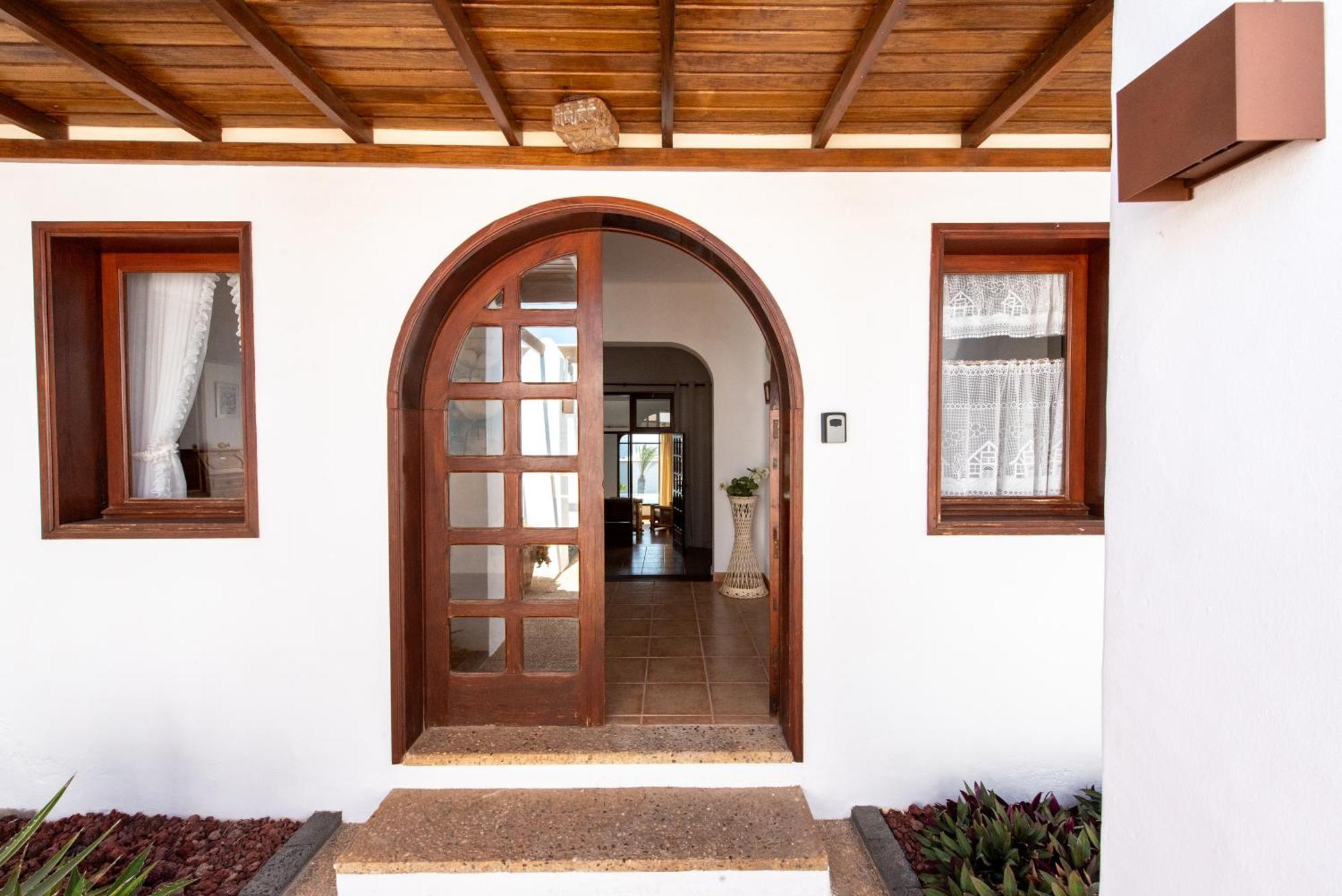 Villa Blanca Nudist Place Charco del Palo Exterior photo