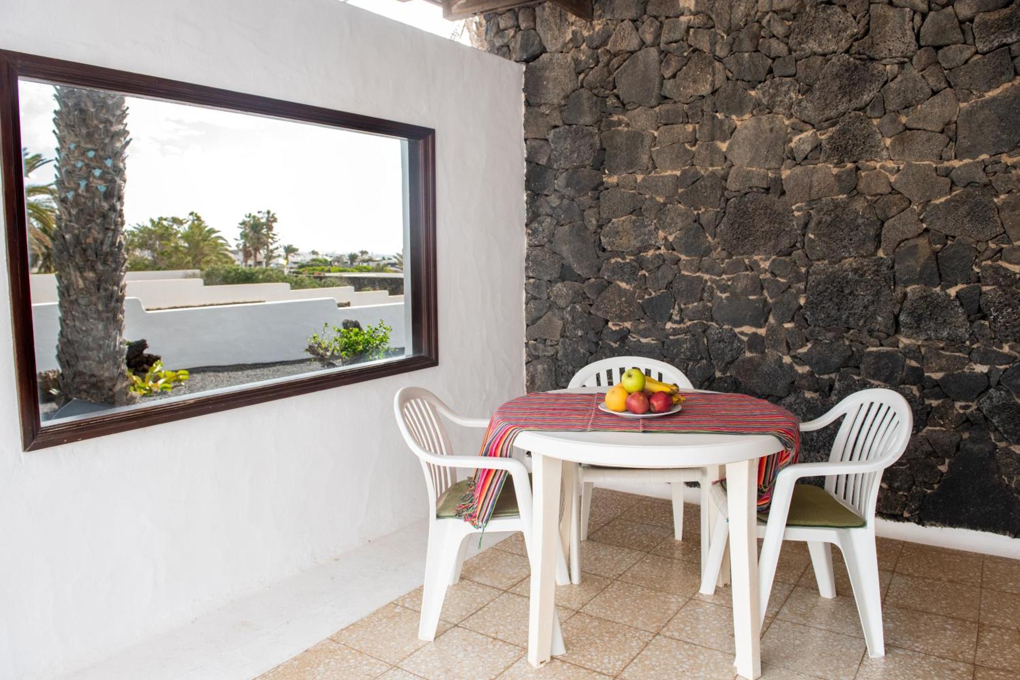 Villa Blanca Nudist Place Charco del Palo Exterior photo