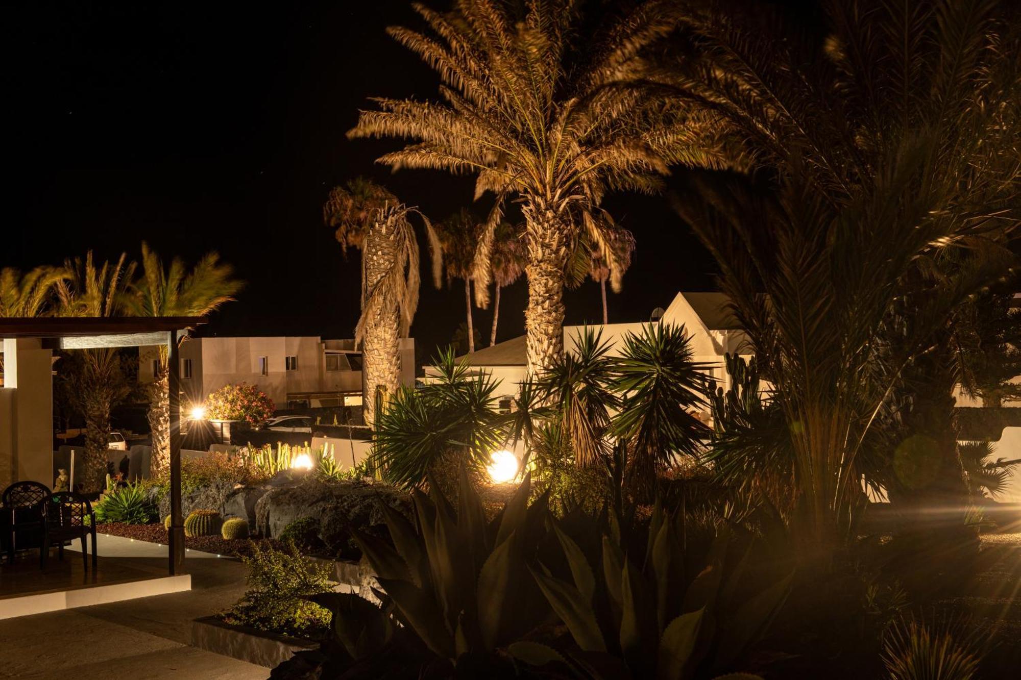 Villa Blanca Nudist Place Charco del Palo Exterior photo
